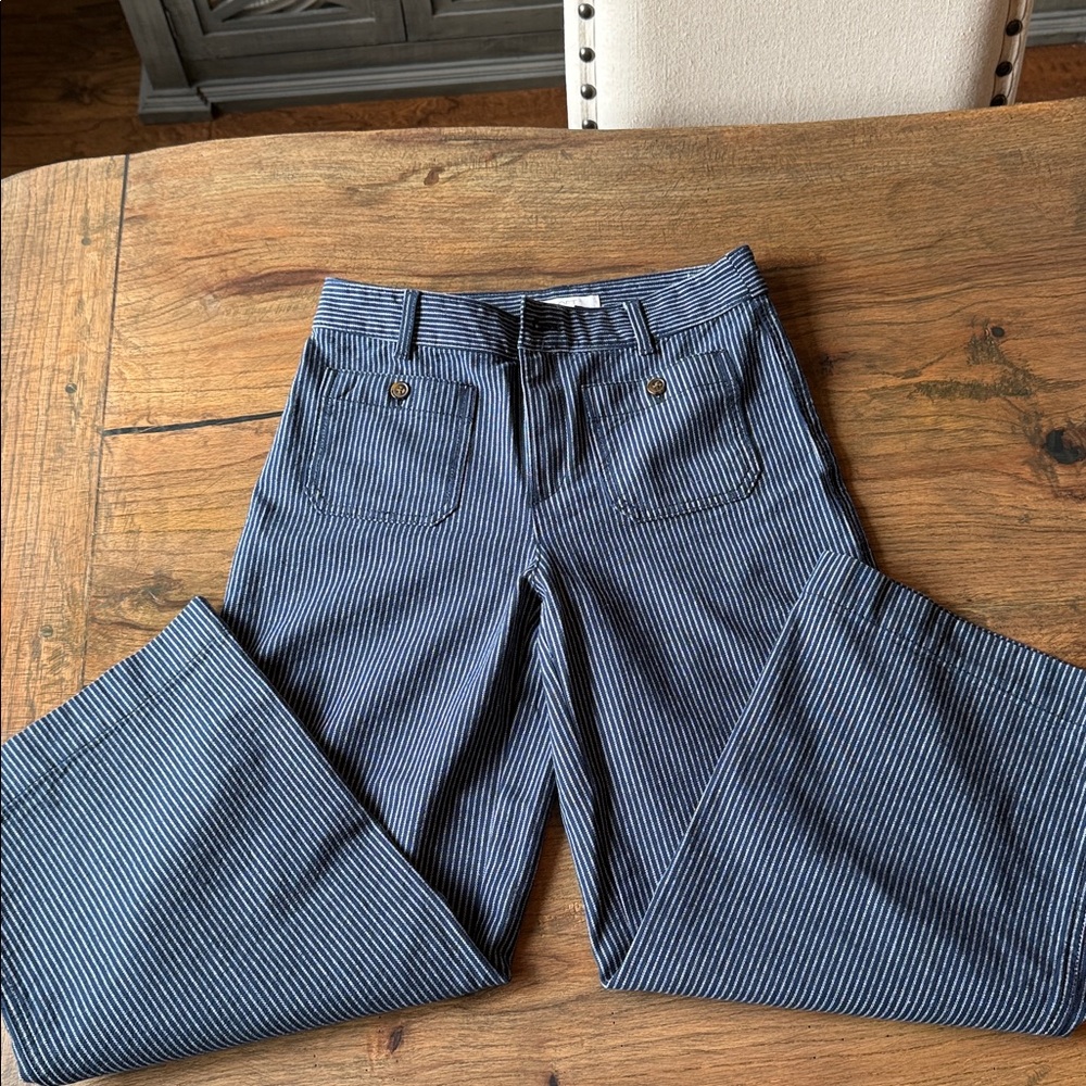 LOFT Navy and White Striped crop Wide Leg Pants - Picture 4 of 6